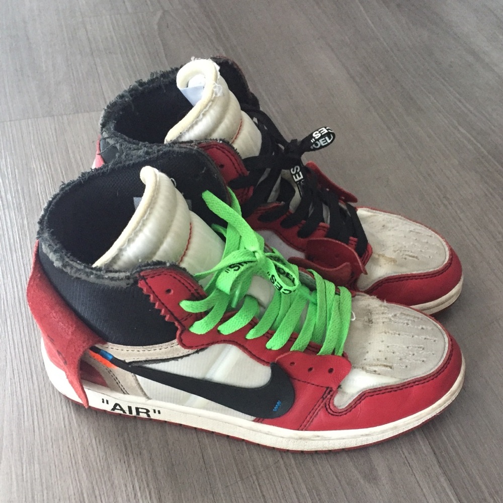 OFF WHITE JORDAN 1